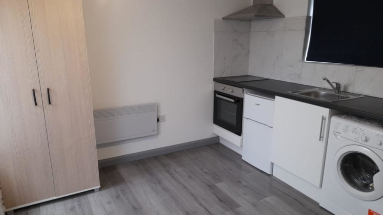 Luxurious Studio Flat in Harrow ( HA1 4EX )