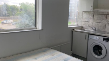 Luxurious Studio Flat in Northolt (UB5 6HZ)