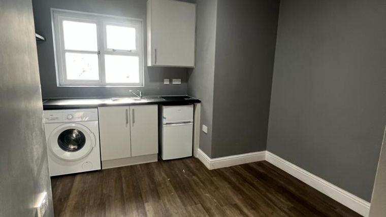 Luxurious Studio flat in Reading (RG1 6RD)